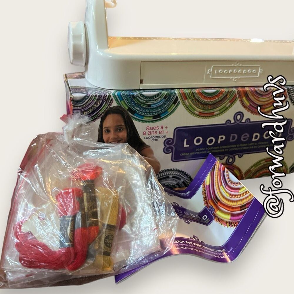 LoopDeDoo Spinning Loom with Embroidery Thread - Picture 5 of 10